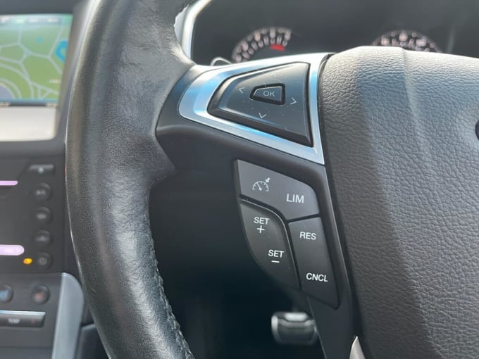 2025 Ford Edge