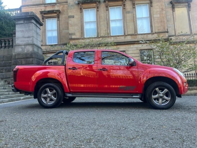 2025 Isuzu D-max