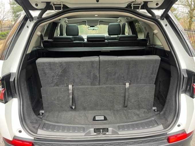 2025 Land Rover Discovery Sport