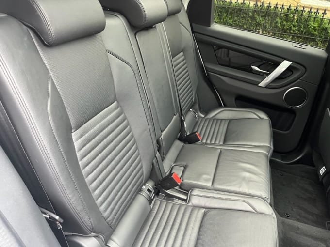 2025 Land Rover Discovery Sport