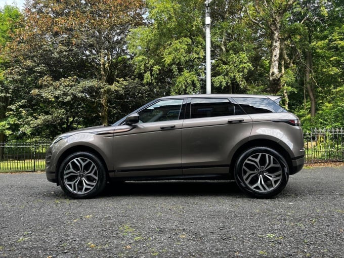 2025 Land Rover Range Rover Evoque