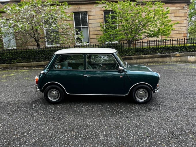 2025 Rover Mini