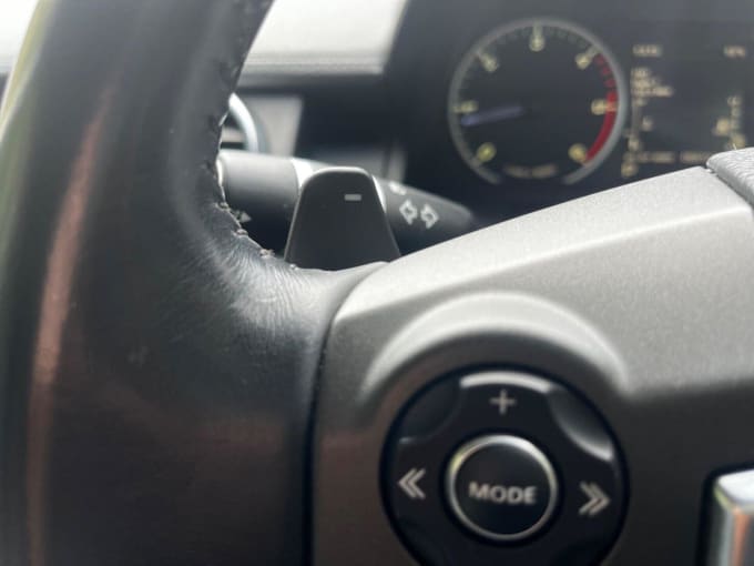 2025 Land Rover Discovery 4