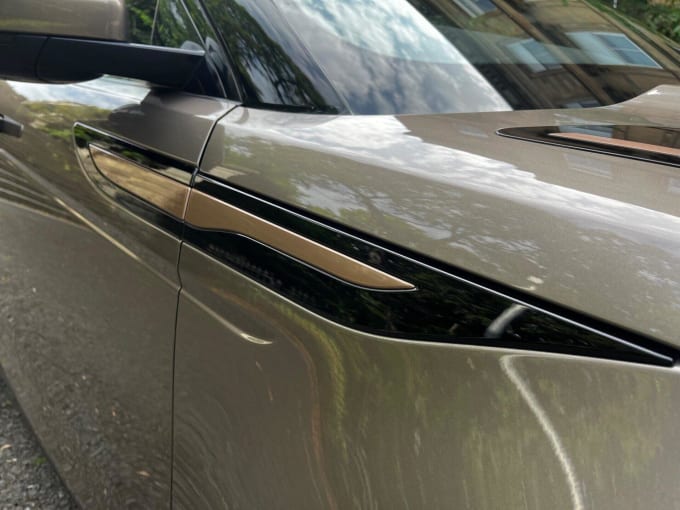 2025 Land Rover Range Rover Evoque