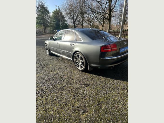 2025 Audi A8