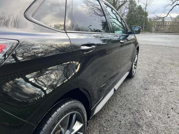 2025 Ford Edge
