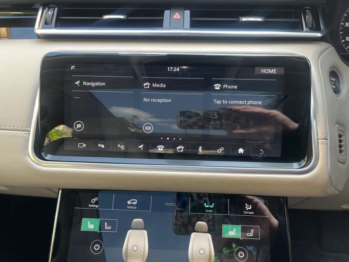 2025 Land Rover Range Rover Velar