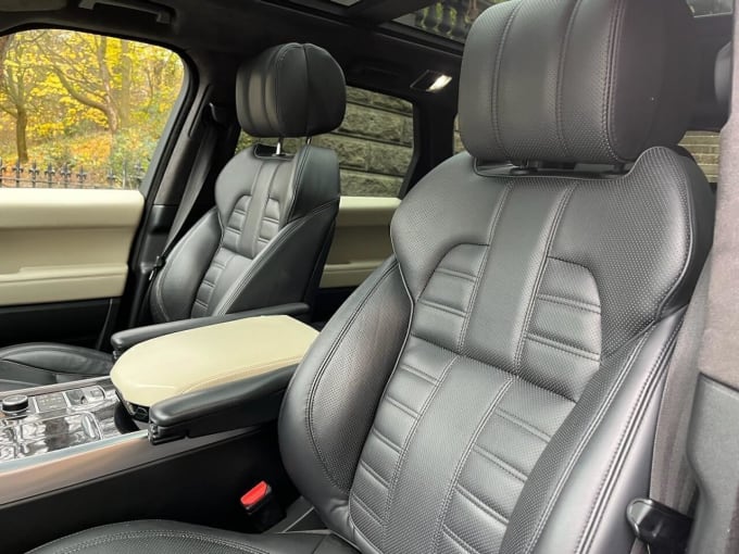 2025 Land Rover Range Rover Sport