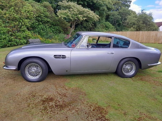 2025 Aston Martin Db6
