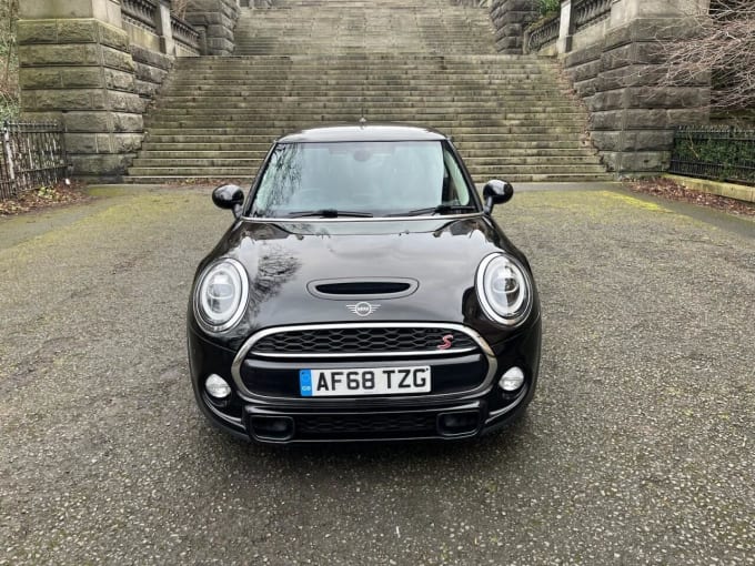 2025 Mini Hatch
