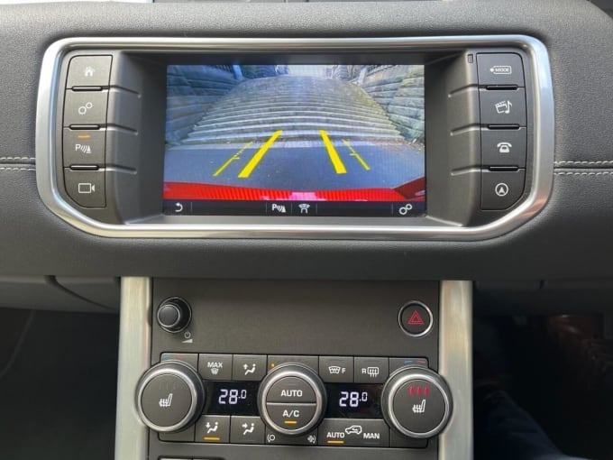 2025 Land Rover Range Rover Evoque