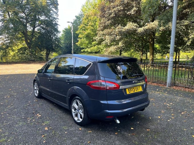 2025 Ford S-max