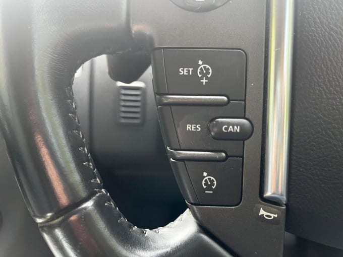 2025 Land Rover Discovery 4