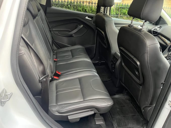 2025 Ford Kuga