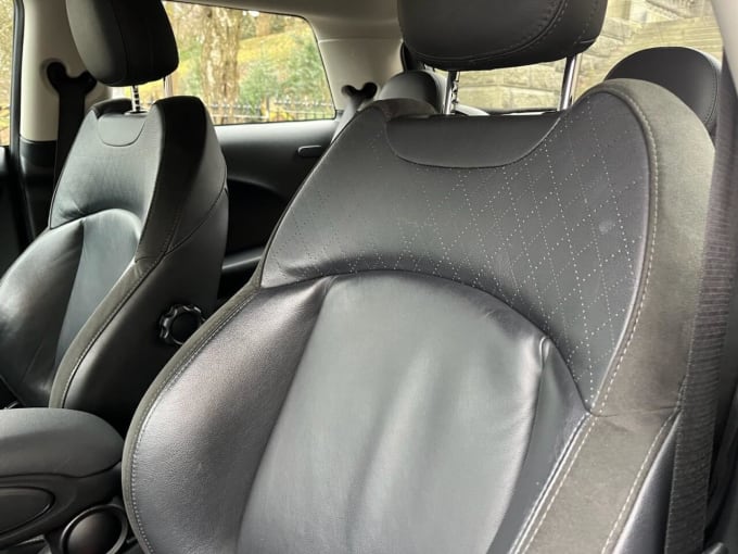 2025 Mini Hatch