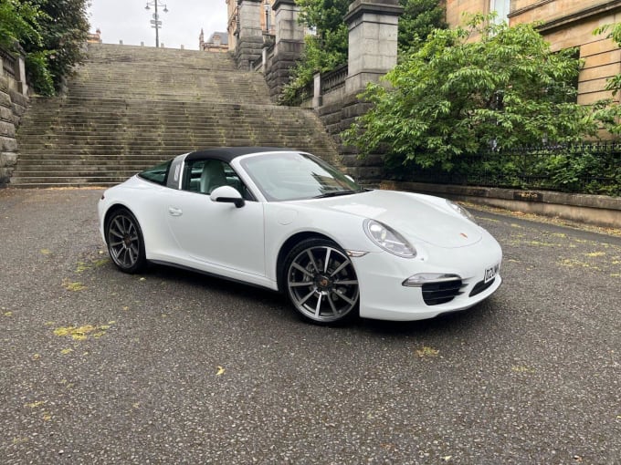 2025 Porsche 911