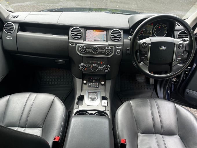 2025 Land Rover Discovery 4