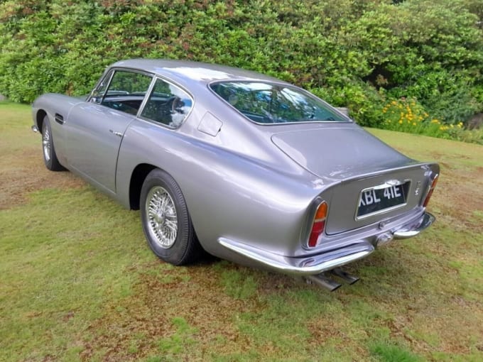 2025 Aston Martin Db6