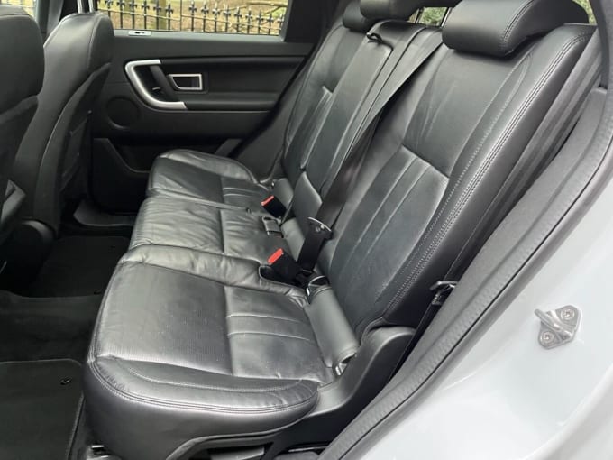 2025 Land Rover Discovery Sport