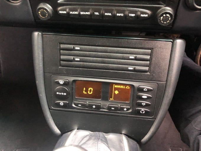 2003 Porsche 911