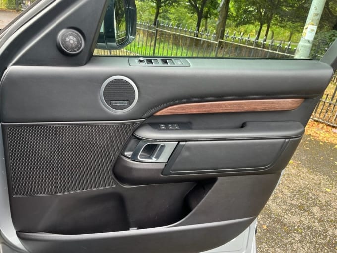 2025 Land Rover Discovery