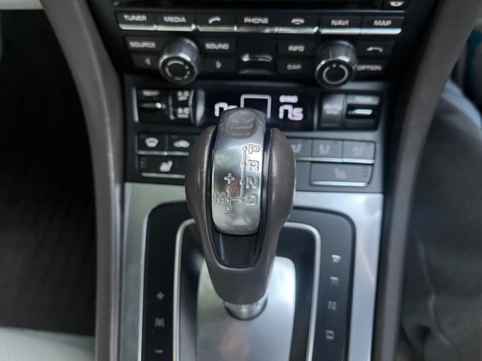2025 Porsche 911