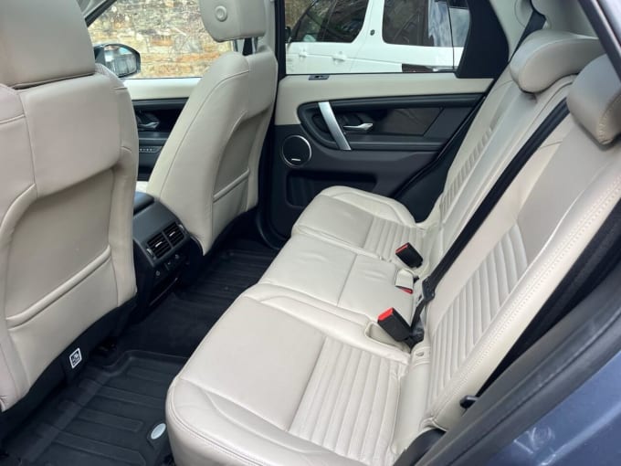 2025 Land Rover Discovery Sport