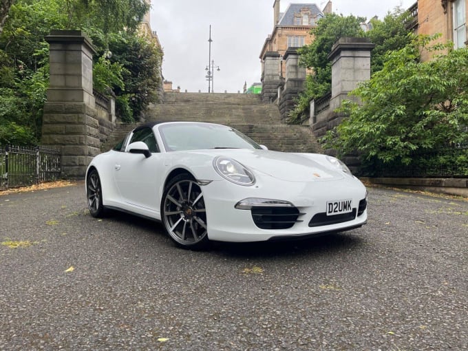 2025 Porsche 911