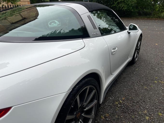2025 Porsche 911