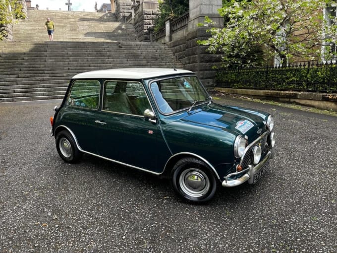 2025 Rover Mini