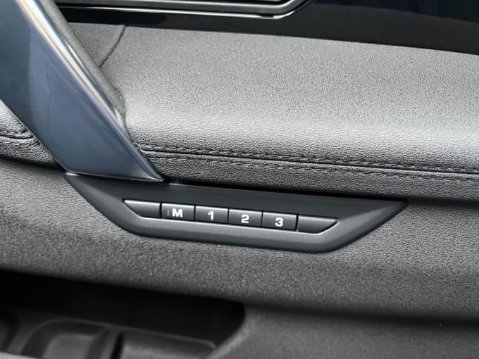 2025 Land Rover Discovery Sport