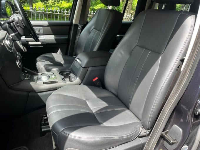 2025 Land Rover Discovery 4