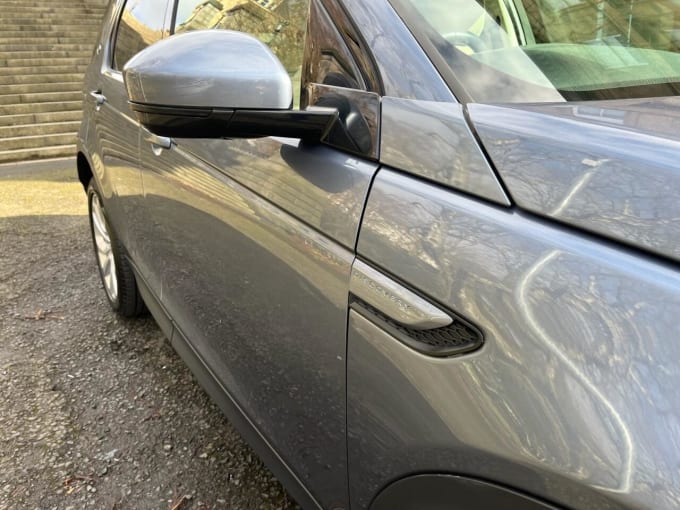 2025 Land Rover Discovery Sport