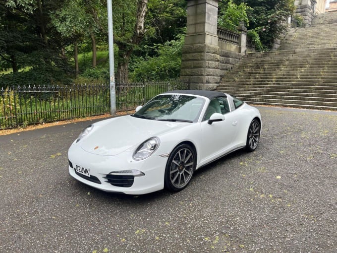 2025 Porsche 911