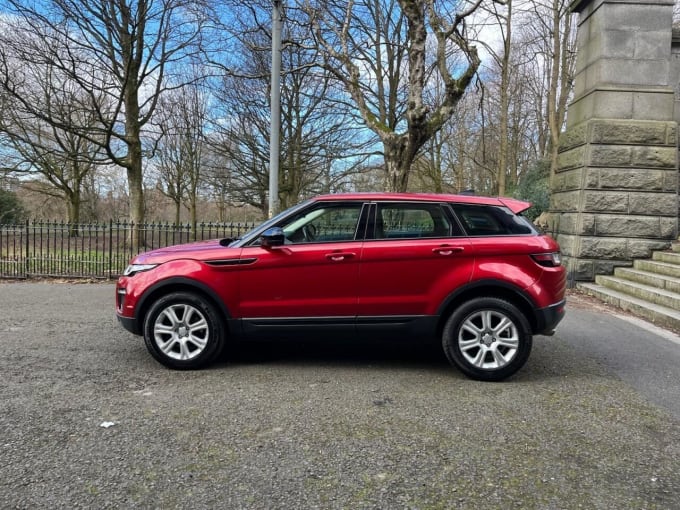 2025 Land Rover Range Rover Evoque