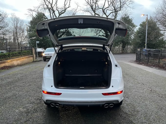 2025 Audi Sq5
