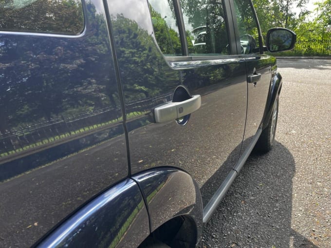 2025 Land Rover Discovery 4