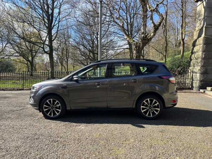 2025 Ford Kuga