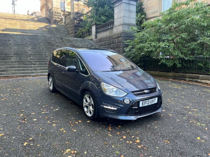 2025 Ford S-max