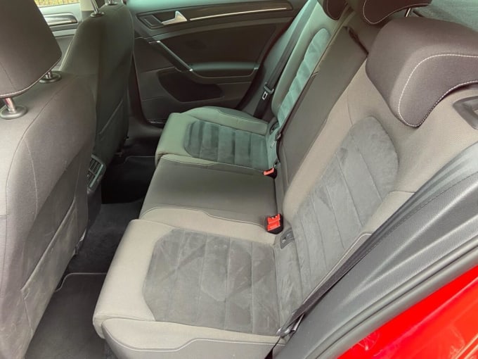 2025 Volkswagen Golf