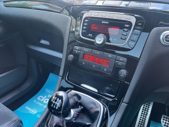 2025 Ford S-max