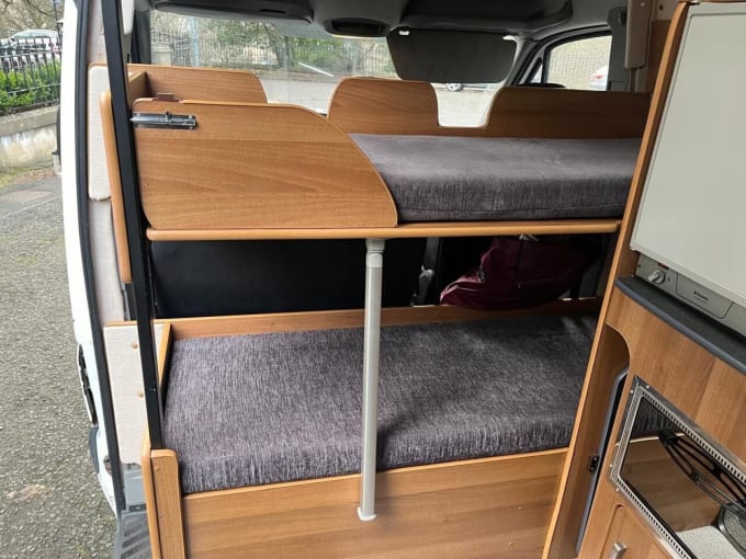 2025 Mercedes-benz Sprinter