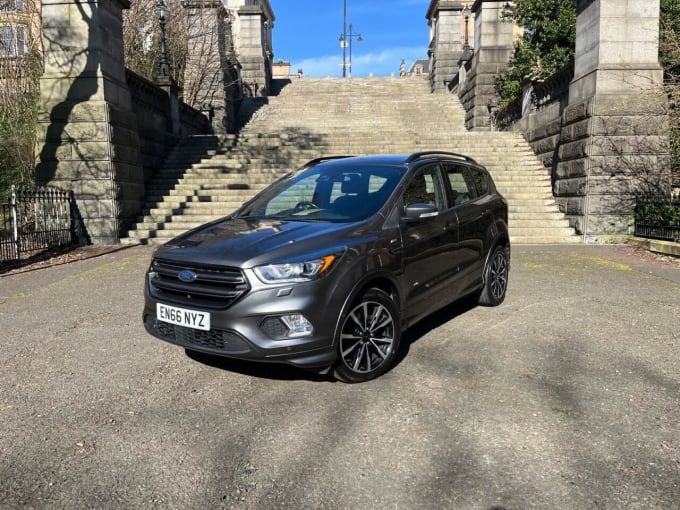 2025 Ford Kuga