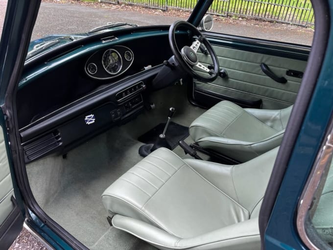 2025 Rover Mini