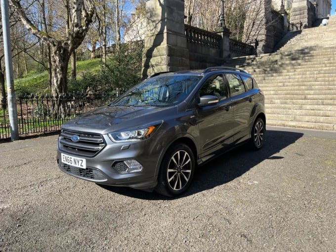 2025 Ford Kuga