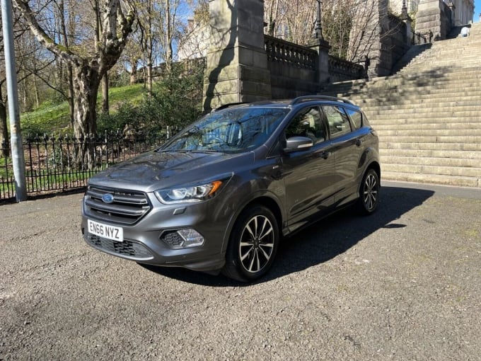2025 Ford Kuga
