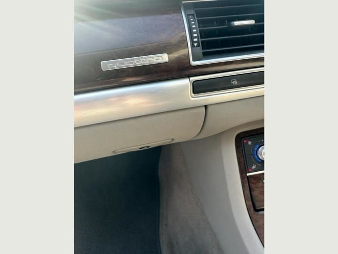 2025 Audi A8