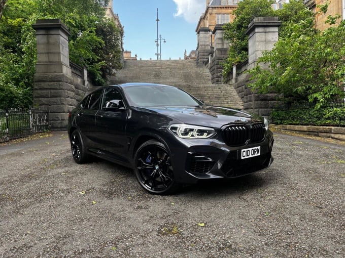 2025 BMW X4 M