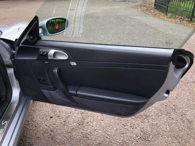 2005 Porsche 911