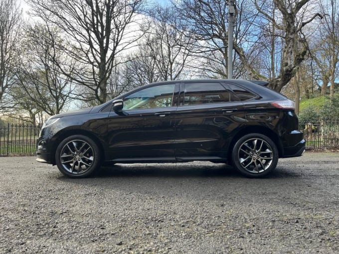 2025 Ford Edge